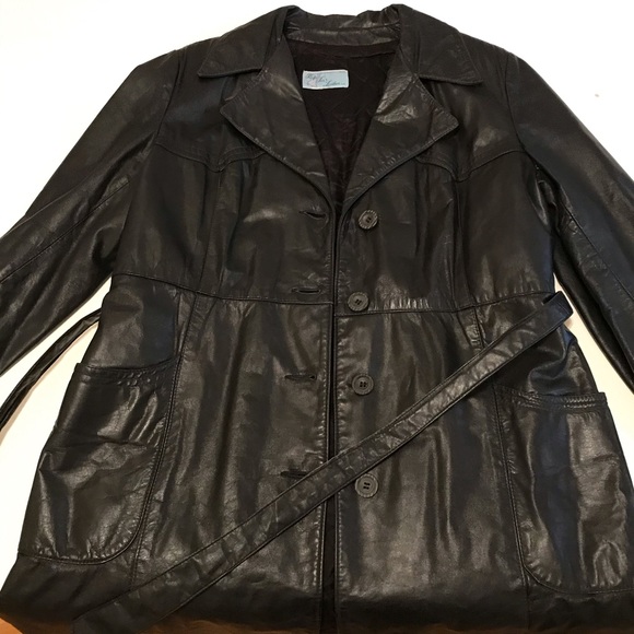 Vintage Black Leather Trench Coat – Pacific Fur & Leather Co. – Made in Montreal - Picture 7 of 10